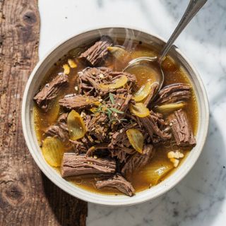 Slow Cooker Shredded Lean Beef
