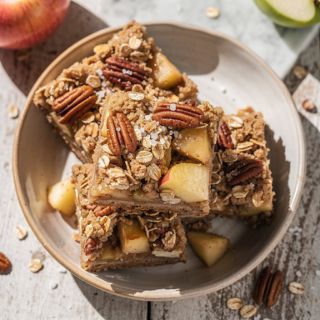 Healthy Apple Crumble Bars