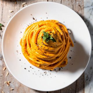 Creamy Vegan Pumpkin Alfredo