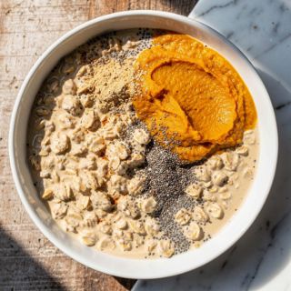 High-Protein Pumpkin Spice Latte Overnight Oats